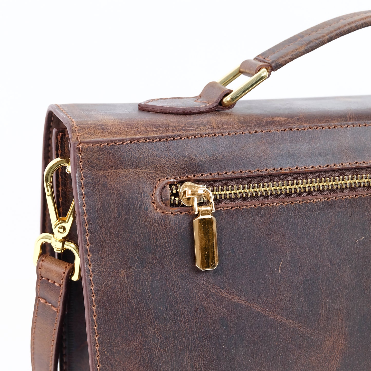 MAHARLIKA Backpack in Distressed Oil Brown - Genuine Leather