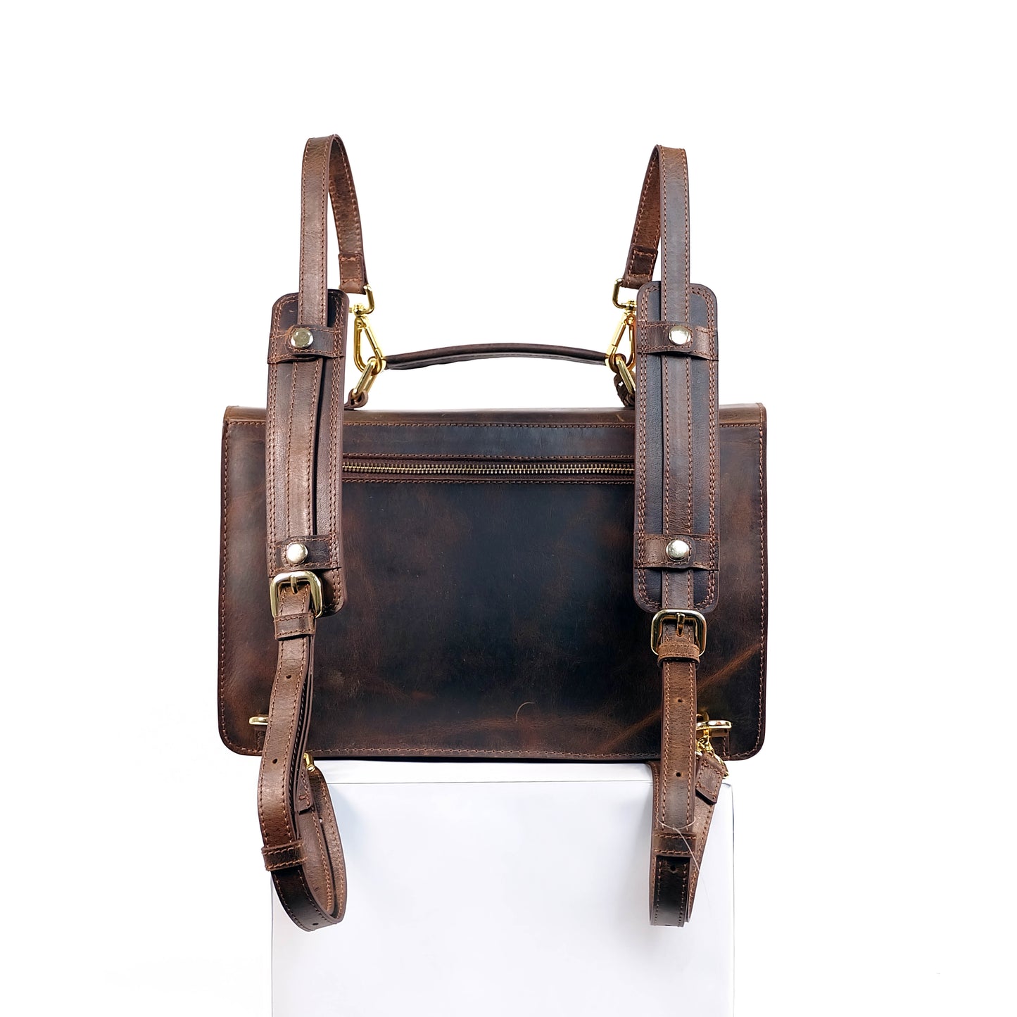 MAHARLIKA Backpack in Distressed Oil Brown - Genuine Leather
