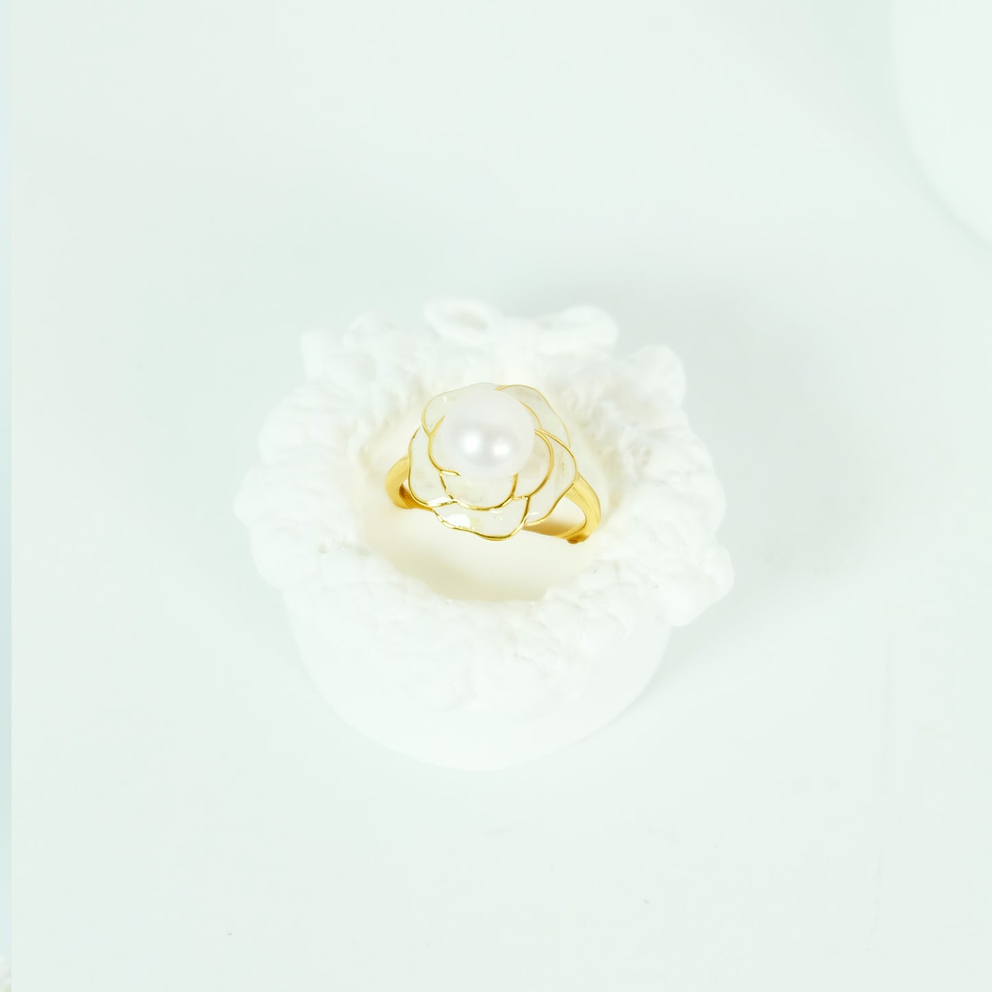Enchanted Floral Mother of Pearl Set - Fresh Water Palawan Pearls