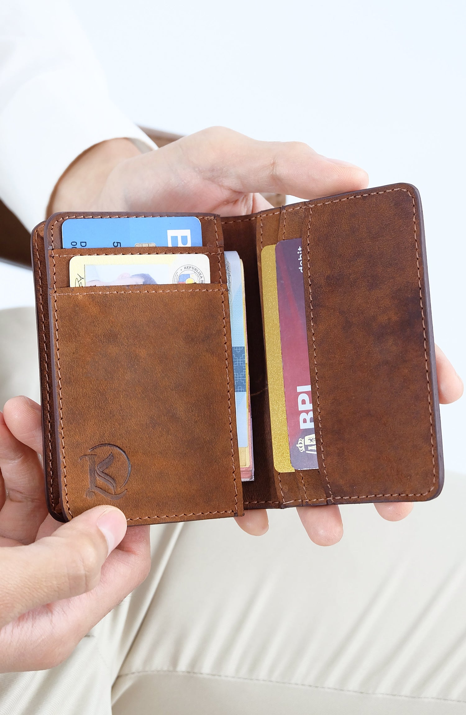 Bifold Cash & Card Holder Wallet