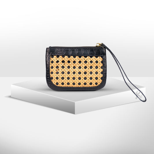 WRISTLET SMALL POUCH in Black - Full Leather x Solihiya