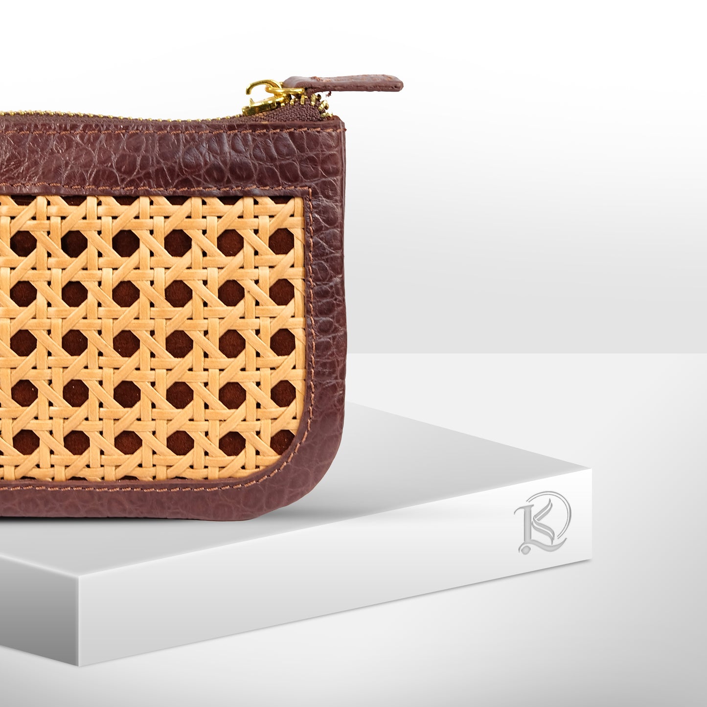 BASIC POUCH in Dark Brown - Full Leather x Solihiya