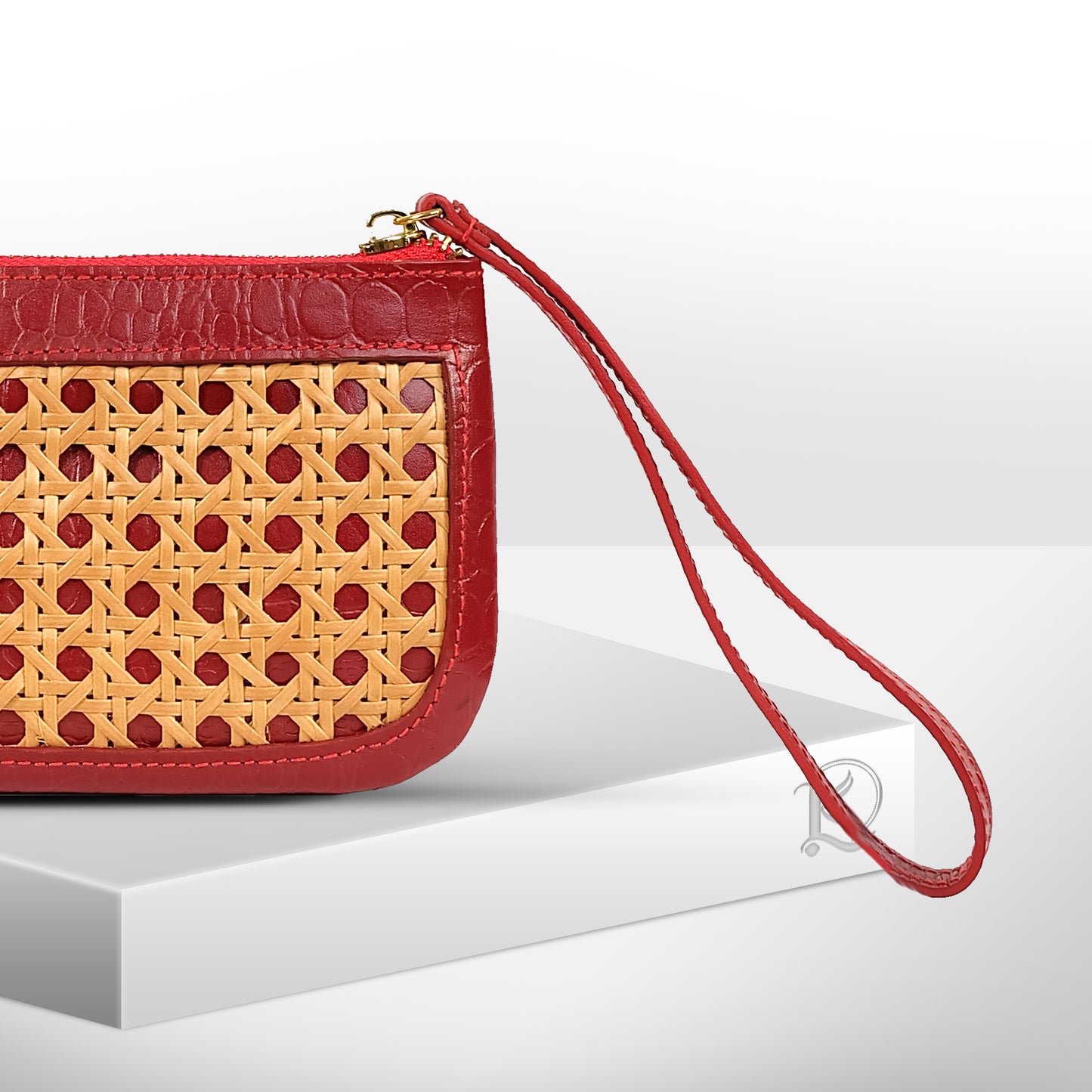 WRISTLET SMALL POUCH in Red - Full Leather x Solihiya