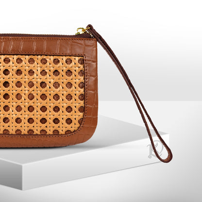 PHONE WRISTLET POUCH in Tan  - Full Leather x Solihiya