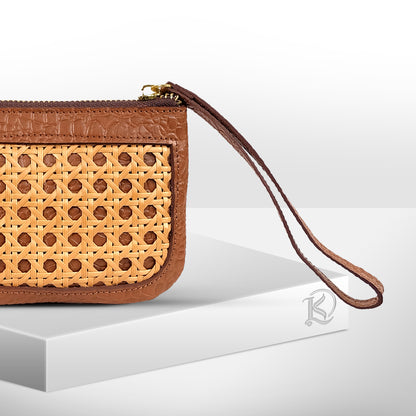 WRISTLET SMALL POUCH in Tan - Full Leather x Solihiya
