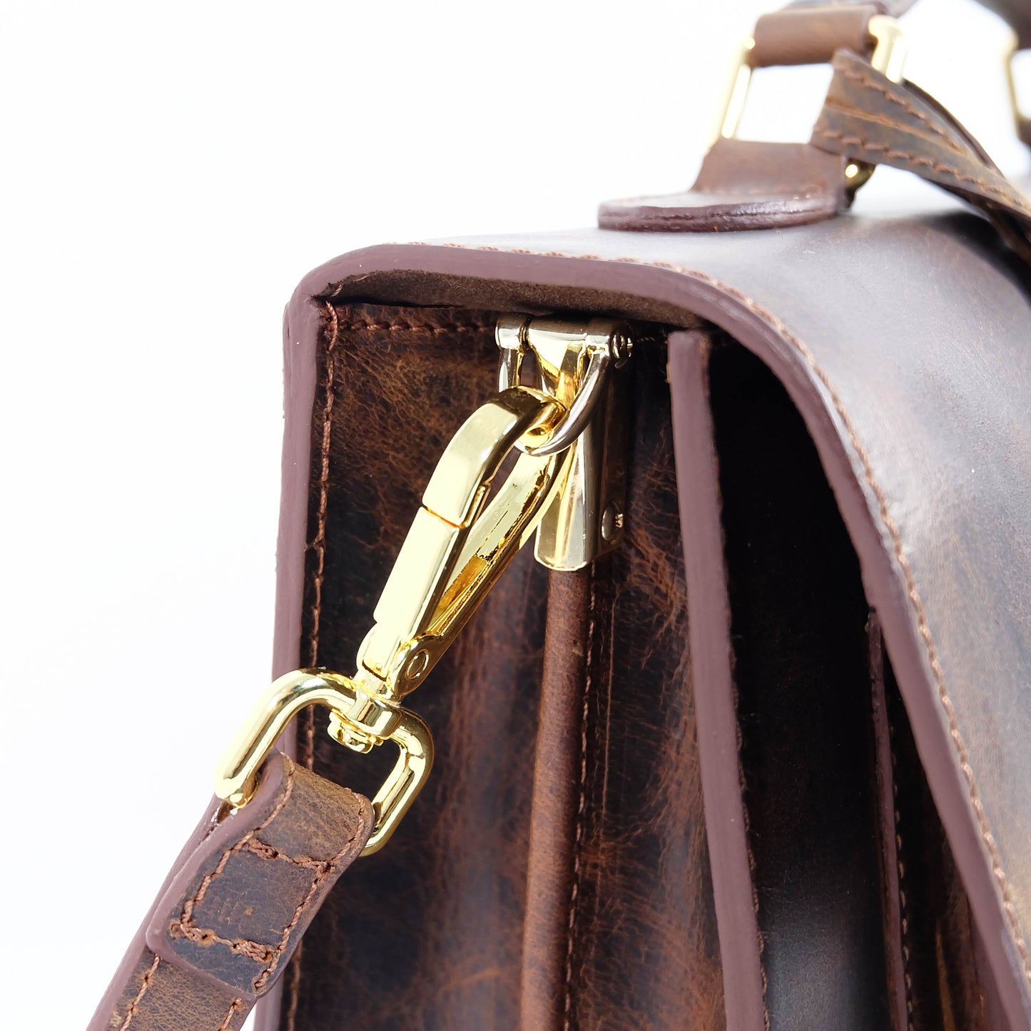 MAHARLIKA Backpack in Distressed Oil Brown -  Genuine Leather
