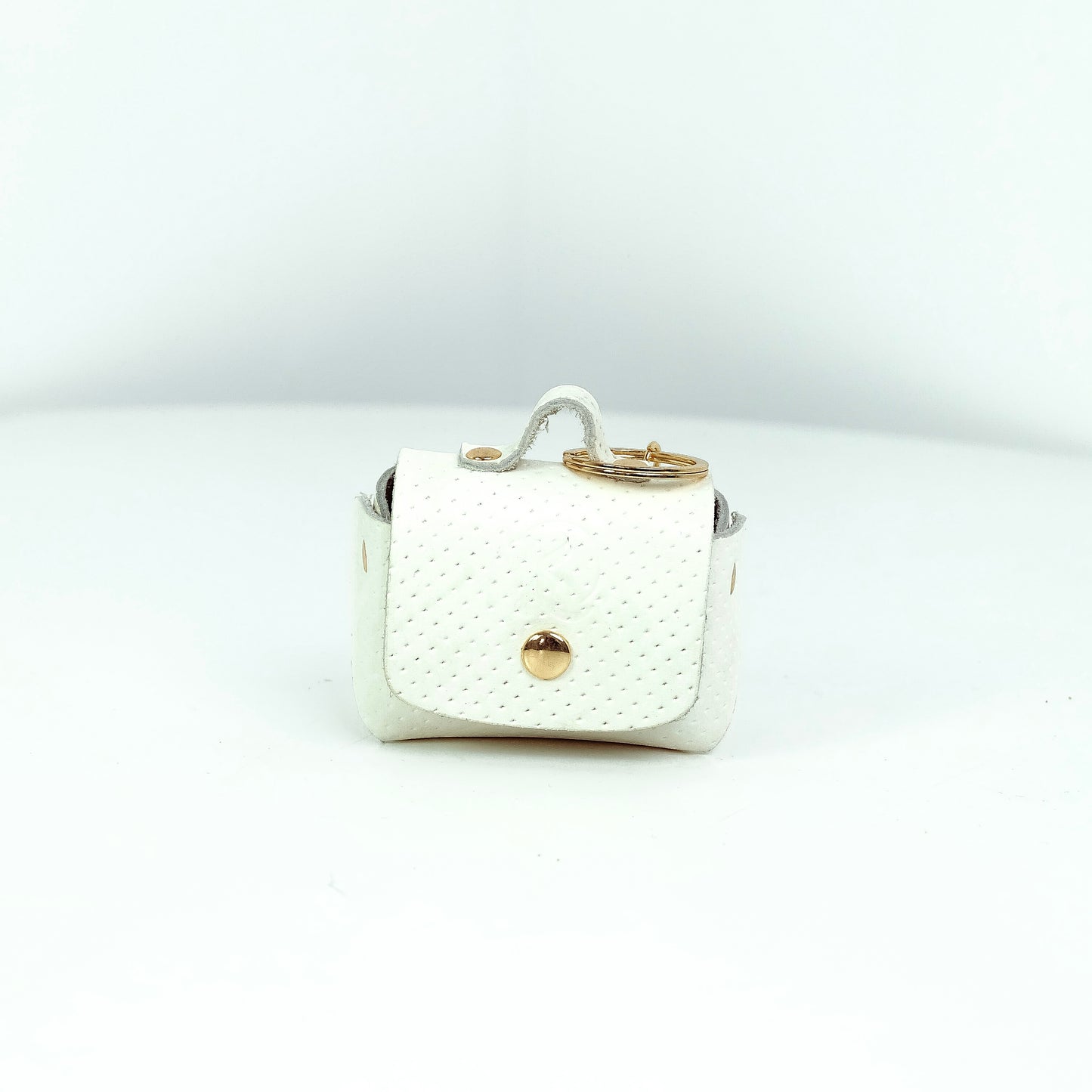 Sabel Coin Purse with Hook in Strawberry White - Genuine Leather