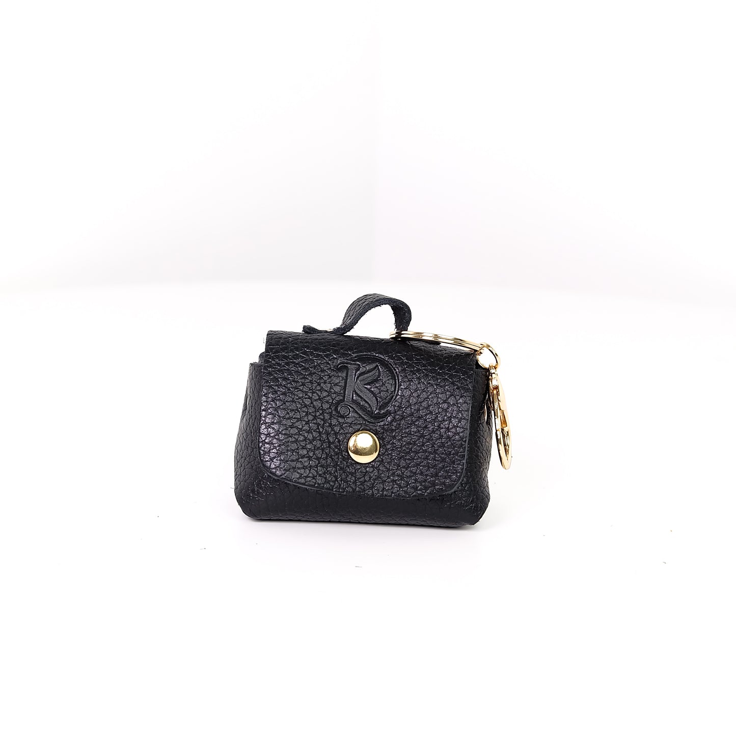 Sabel Coin Purse with Hook in Grained Black - Soft Genuine Leather