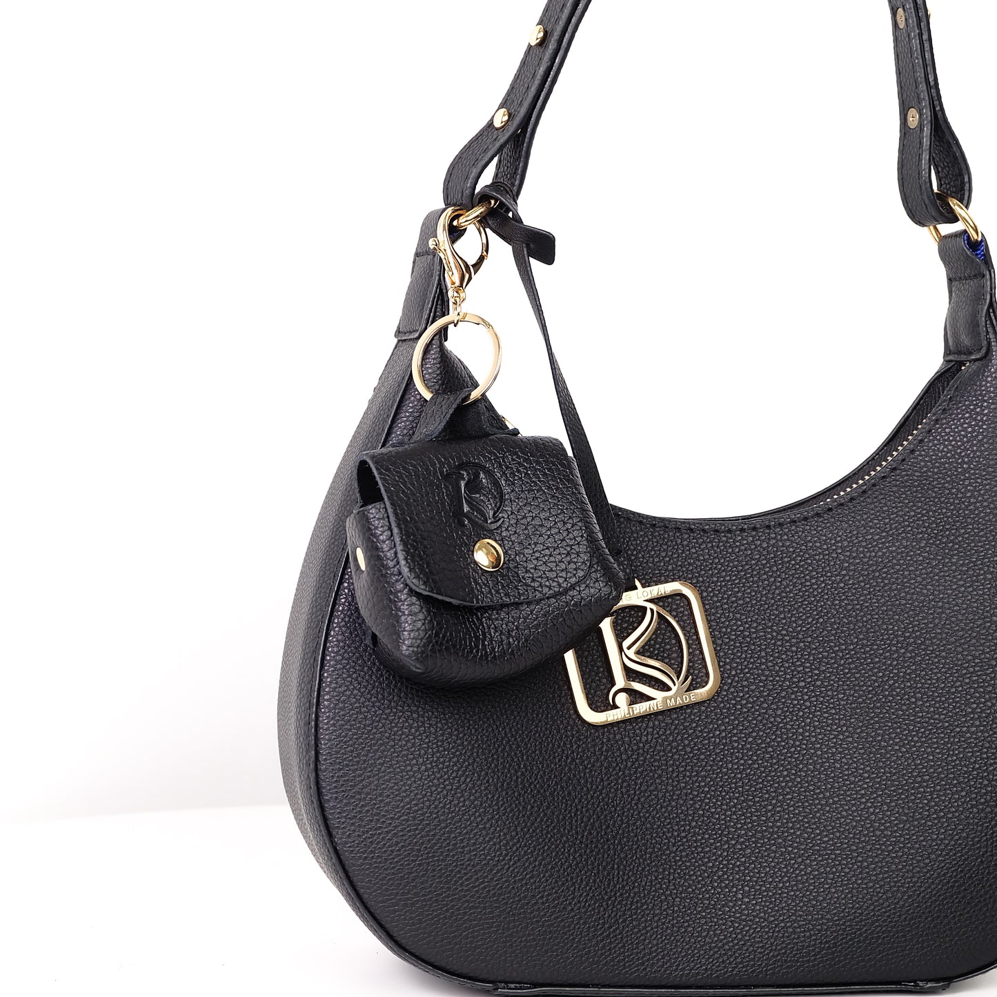 Sabel Coin Purse with Hook in Grained Black - Soft Genuine Leather