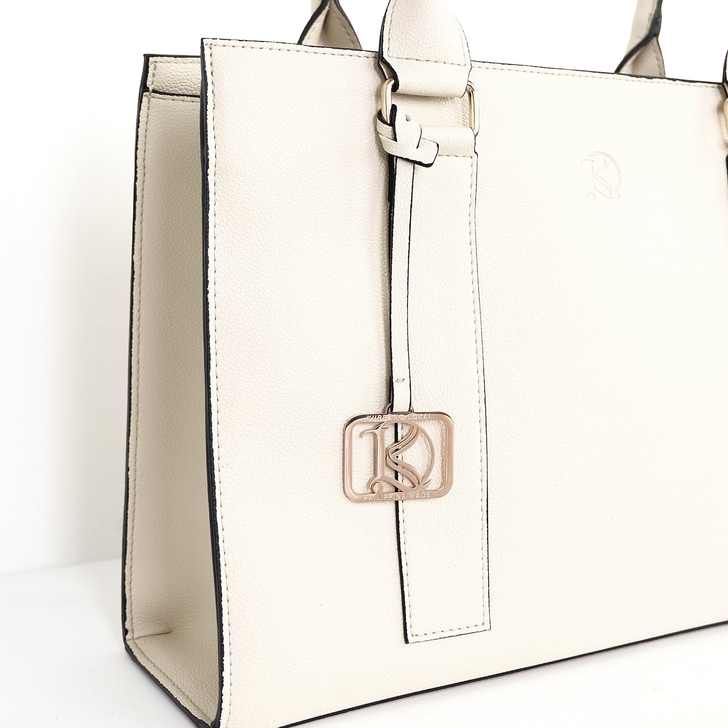 AMIRA 2.0 Laptop Tote Bag in Grained Chalk (Gold Hardware) - PU Leather