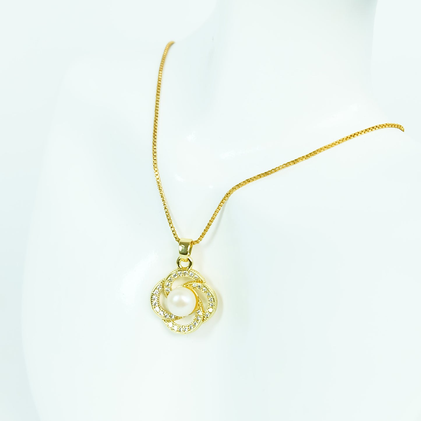 Interlocking Halo Pearl CZ Set - Fresh Water Palawan Pearls