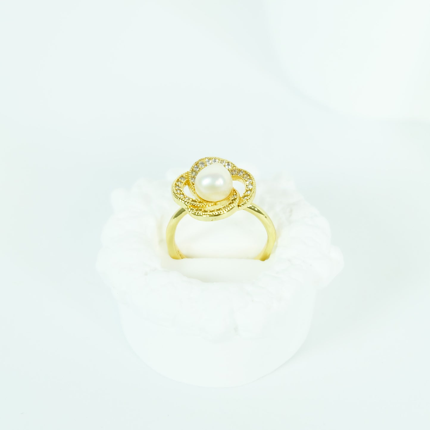Interlocking Halo Pearl CZ Set - Fresh Water Palawan Pearls