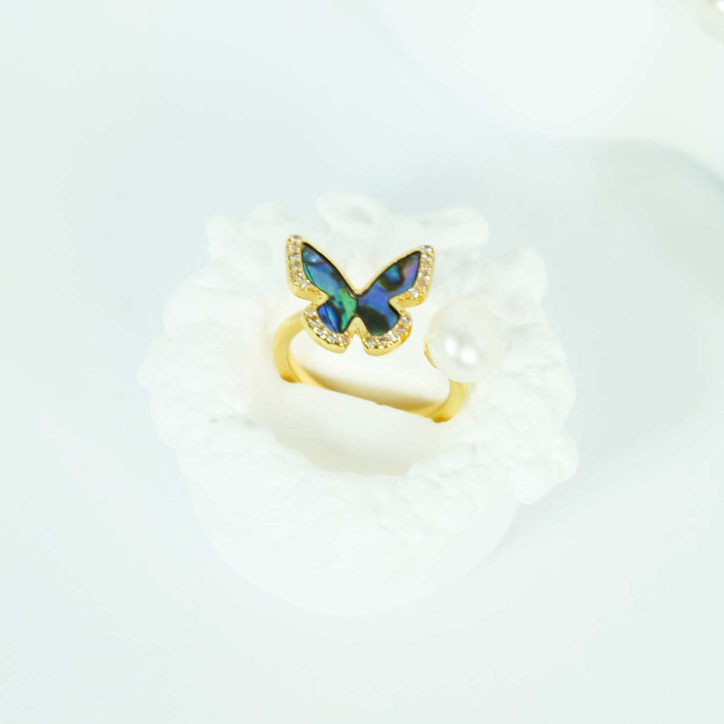 Chic Iridescent Butterfly Pearl Set - Fresh Water Palawan Pearls