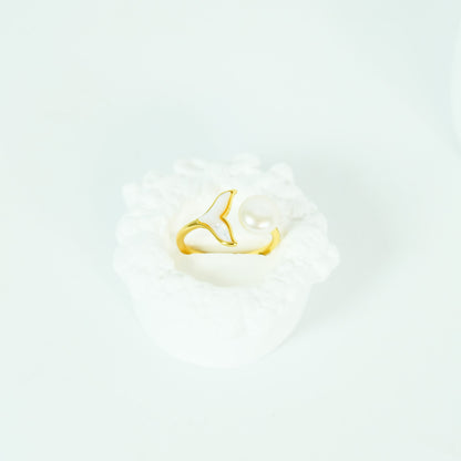 Minimalist Mermaid Tail Set - Fresh Water Palawan Pearls