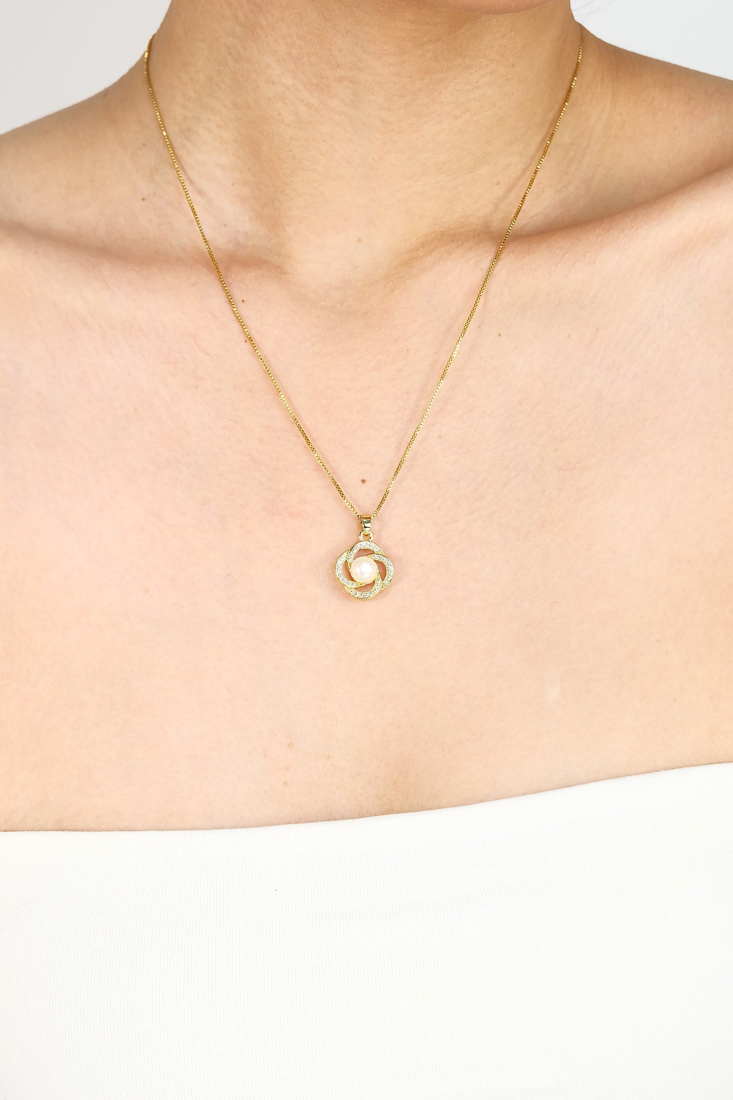 Interlocking Halo Pearl CZ Set - Fresh Water Palawan Pearls