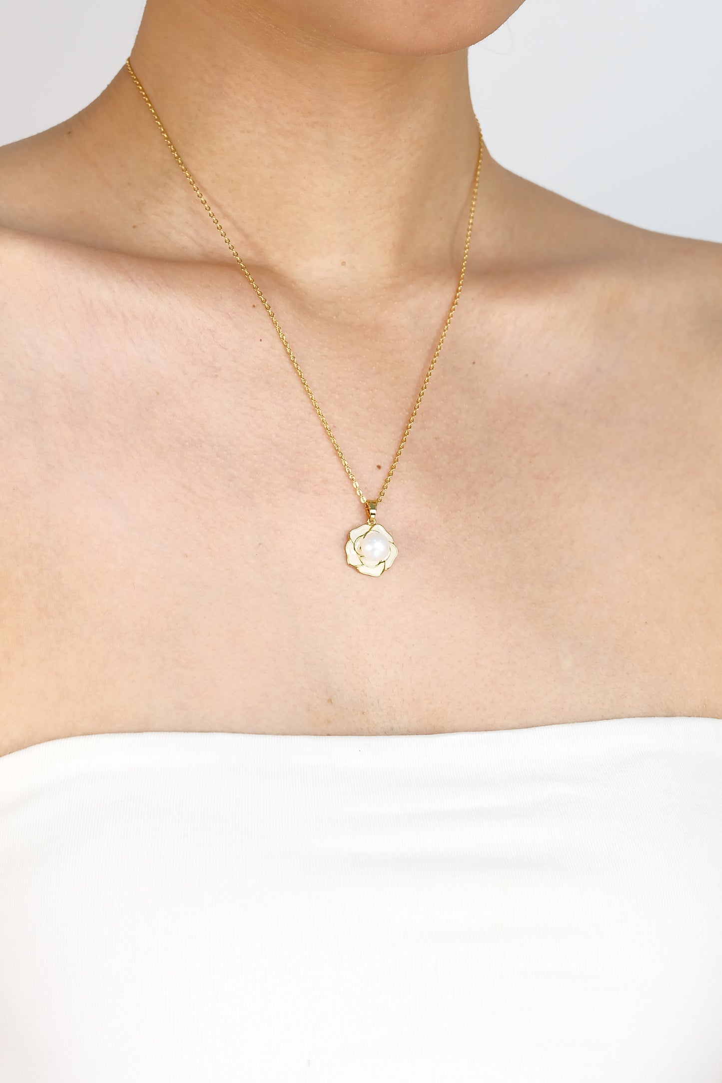 Enchanted Floral Mother of Pearl Set - Fresh Water Palawan Pearls