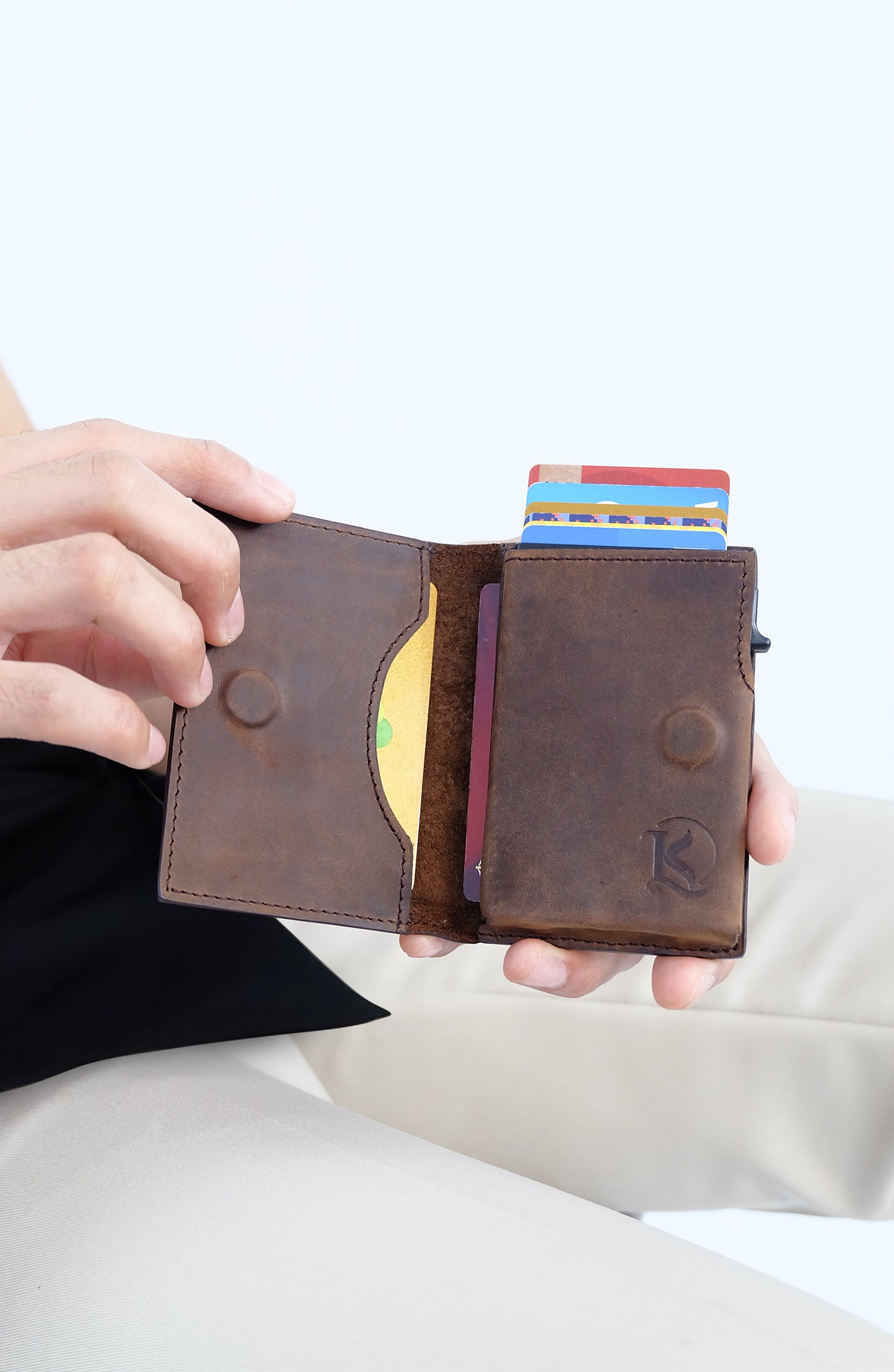 Bagani Card Holder in Grained Black - Genuine Leather w/ RFID Blocker