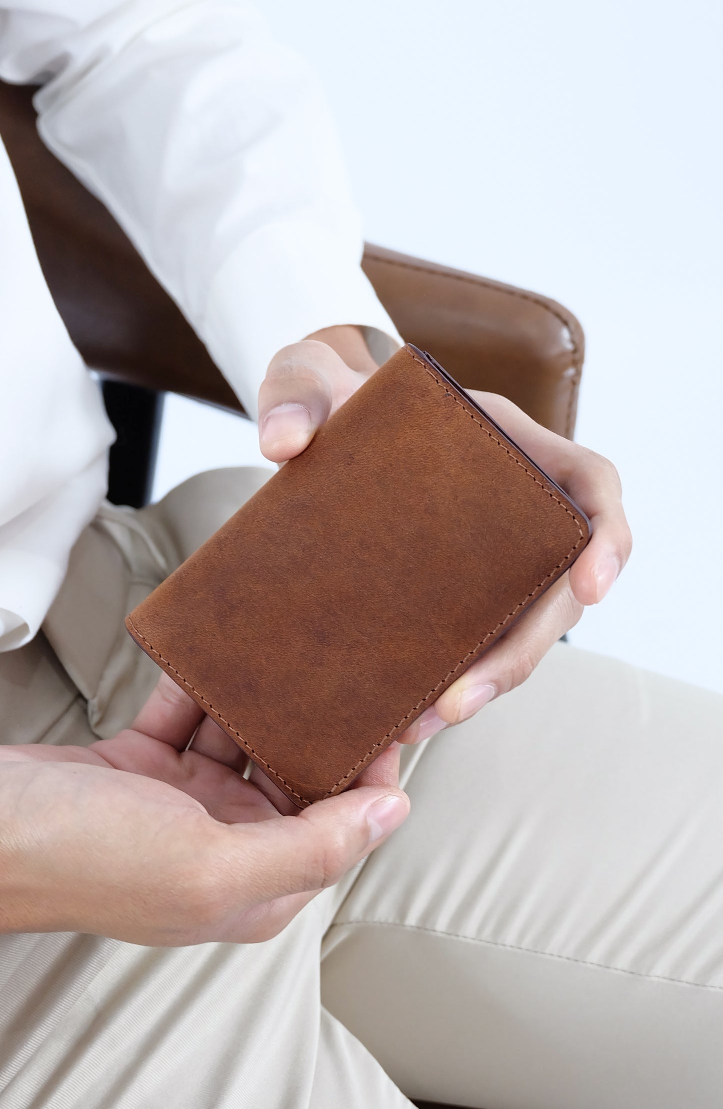 Baltazar Card Holder Wallet in Light Fatigue