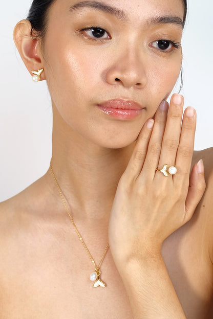 Minimalist Mermaid Tail Set - Fresh Water Palawan Pearls