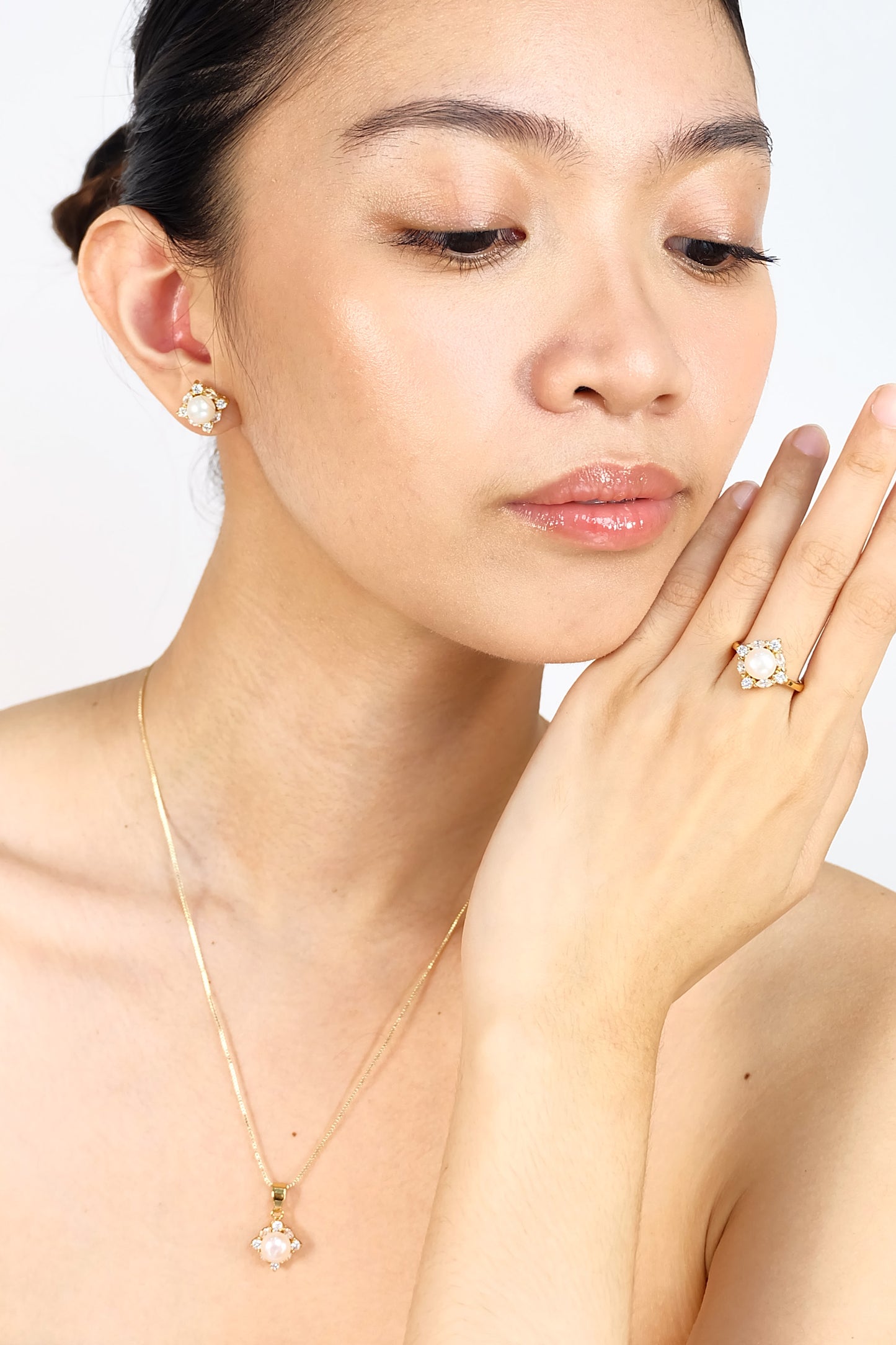 Elegant Diamond Pearl Set - Fresh Water Palawan Pearls