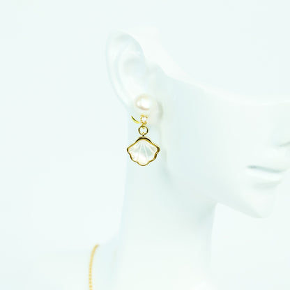 Shiny Seashell-shaped Mother of Pearl Set - Fresh Water Palawan Pearls
