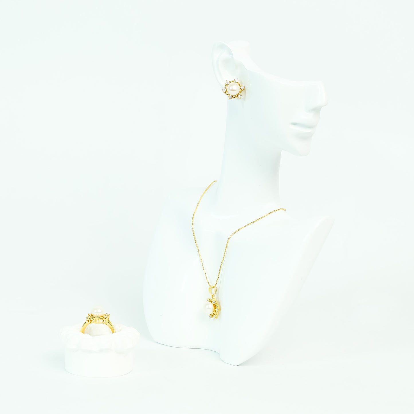 Beautiful Floral Pearl Set - Fresh Water Palawan Pearls