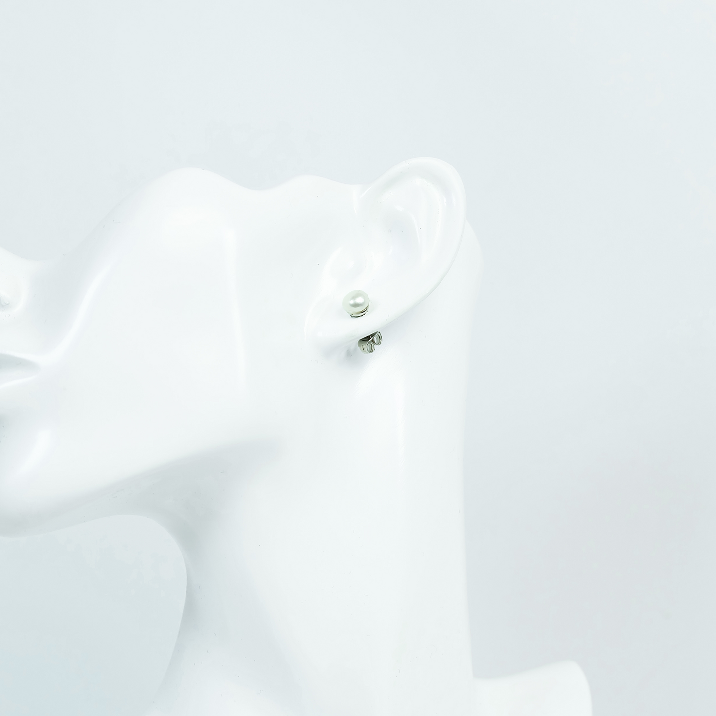 Palawan Freshwater Pearls SMALL Studs - White (5-7mm)